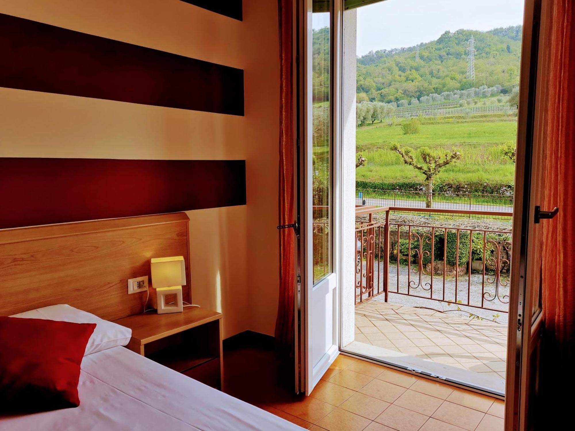 Ristorante Le Rasole Hotel Garda  Luaran gambar