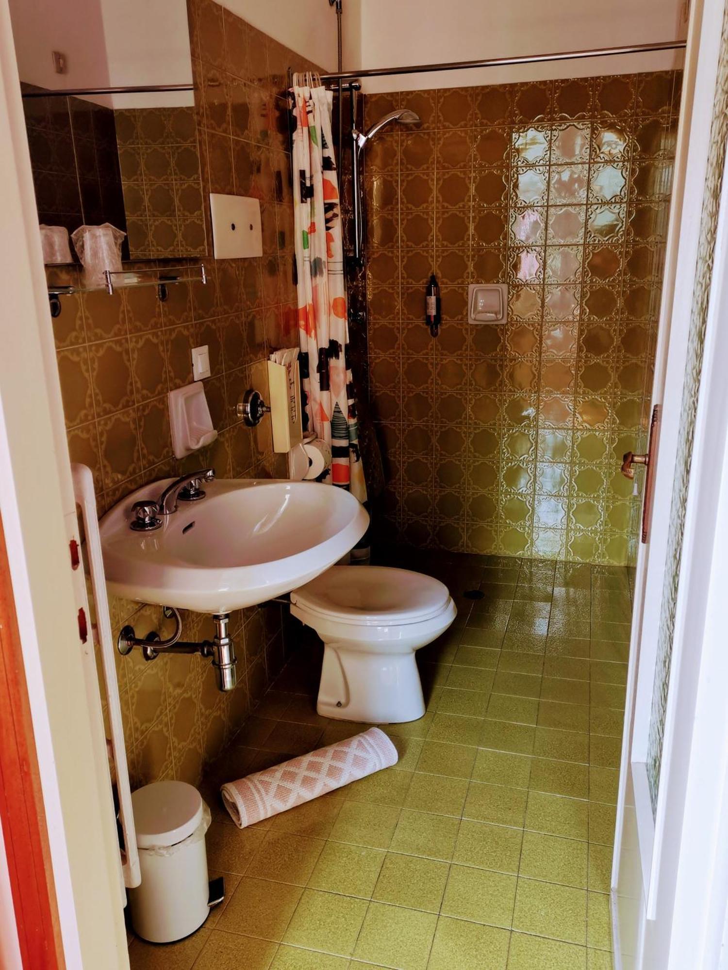 Ristorante Le Rasole Hotel Garda  Bilik gambar